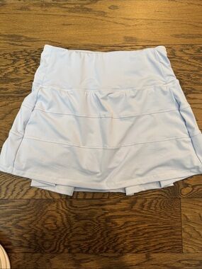 Light Blue Athletic skirt -like new. •